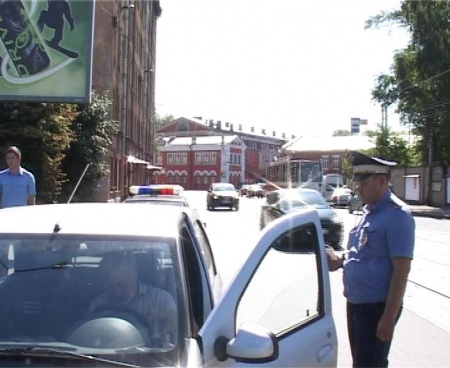 В Калиниском районе устроили облаву на «бомбил»