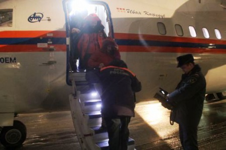 Борт МЧС доставил в Петербург беременную женщину из Самары