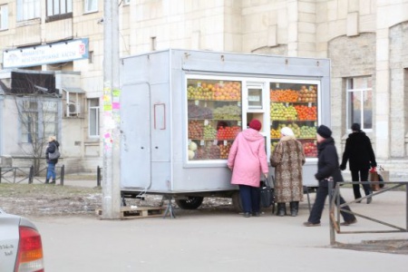 «Новости малого бизнеса»: Незаконная торговля или «экспериментальная ярмарка» – теперь Выборгский район