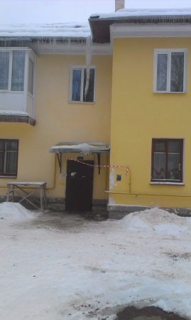 В Бокситогорске сосульки угрожают жителям