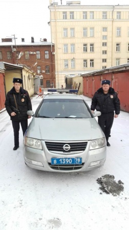 Сотрудники ОВО вытащили из Обводного канала тонувшего мужчину