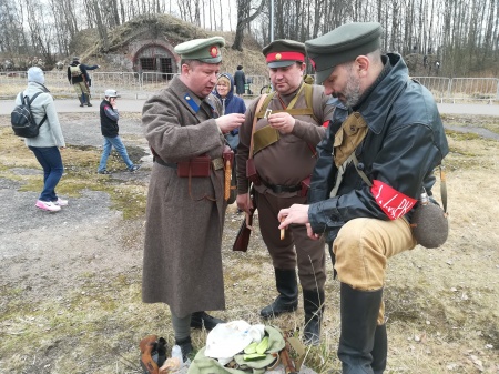 Под Первомай в Выборг снова вошли белофинны