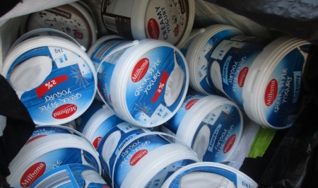 В Ивангороде сожгли полтонны «санкционных» продуктов